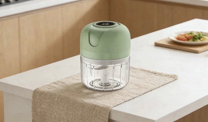Electric Mini Garlic Chopper, Cordless Portable Food Processor, 250ml Blender (8129)